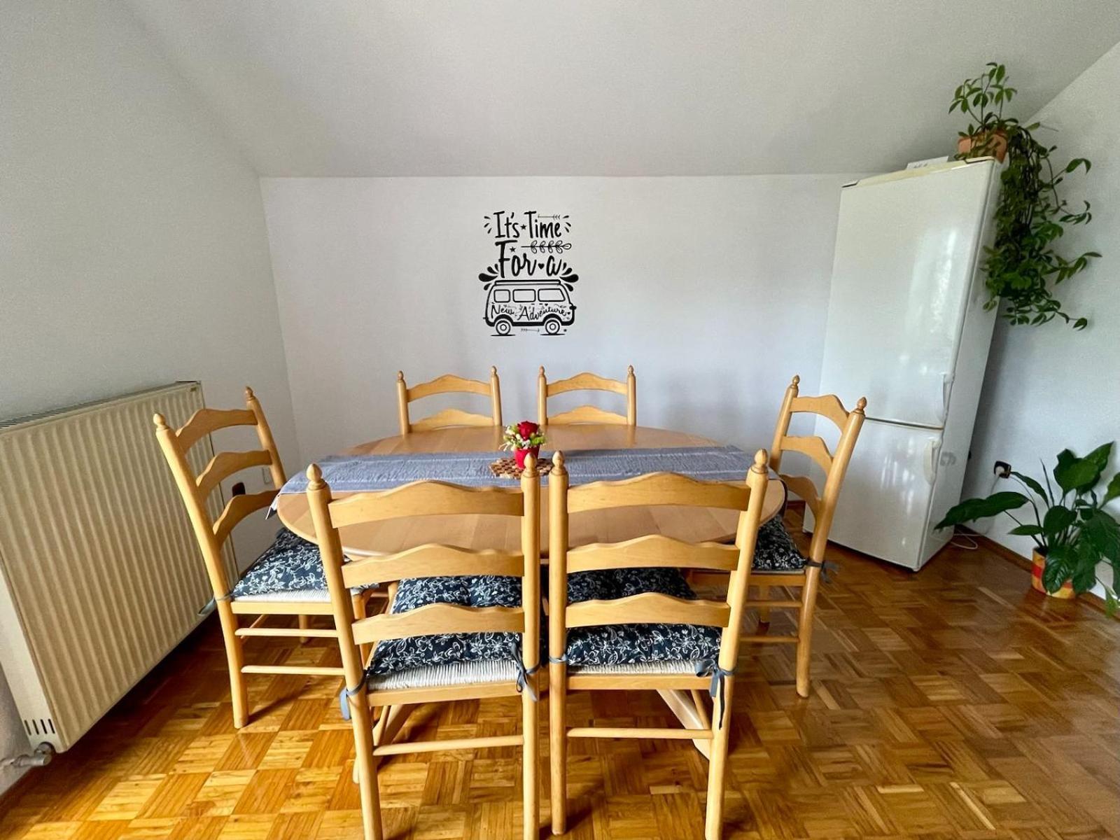 Prijeten Prostoren Apartma V Hisi Pivka Exterior foto